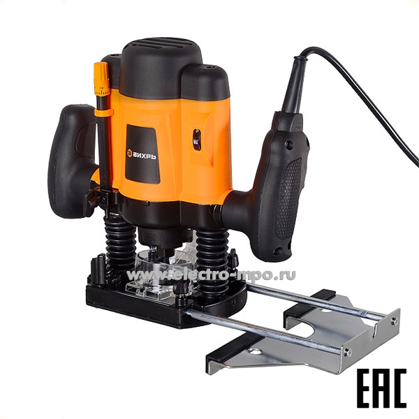 И69. Фрезерная машина ФМ-1300 Вихрь 72/13/1