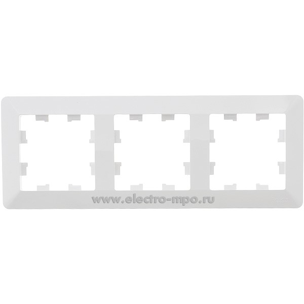 Ю32. Рамка-3 AtlasDesign Air ATN220103 универсальная белый/дымчатый белый (Systemе Electric)