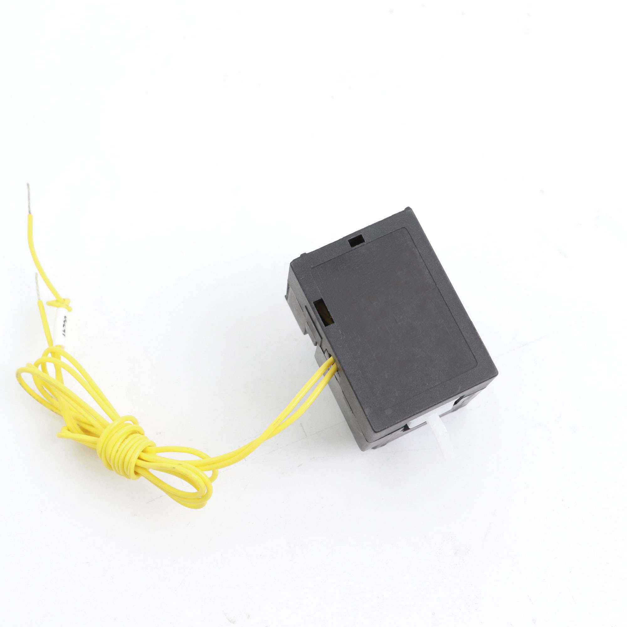 А15. Независимый SHT-MGS800DC24R расцепитель SHT для  MGS800/630/400 напряжение  (ДКС)