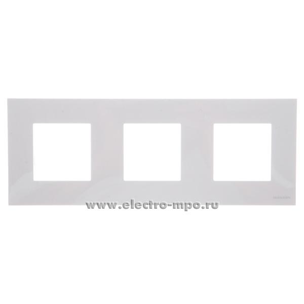 Ю0227. Рамка-3 Zenit N2273BL 2CLA227300N1101 на 6 (3х2) модулей белая (ABB)
