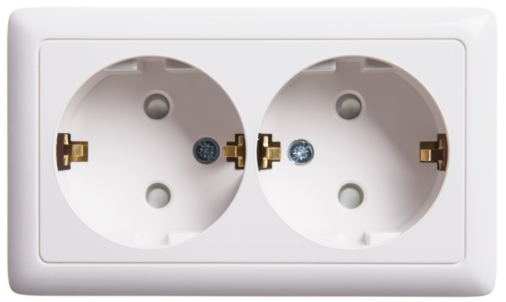 Р01. Розетка ХИТ RA16-239I-B "евро" двойная о/п со шторками и изол. пластиной белая (Systeme Electric)
