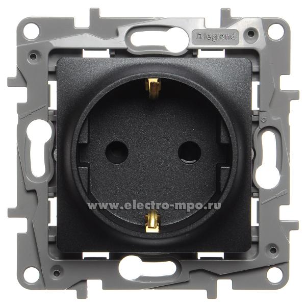 Ю2637. Механизм Etika 672622 розетки "евр" со шторками с/п антрацит (Legrand/Daccord)