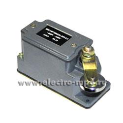 А5425. Путевой выключатель ВП 16Г-23Б-231-55 У2.3 рычаг с роликом 16А 1з+1р IP55 (Электротехник Москва)