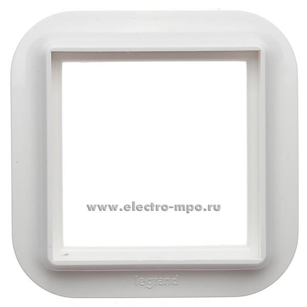 Р7019. Адаптер Quteo 782225 для установки изделий серии "Mosaic" белый (Legrand)