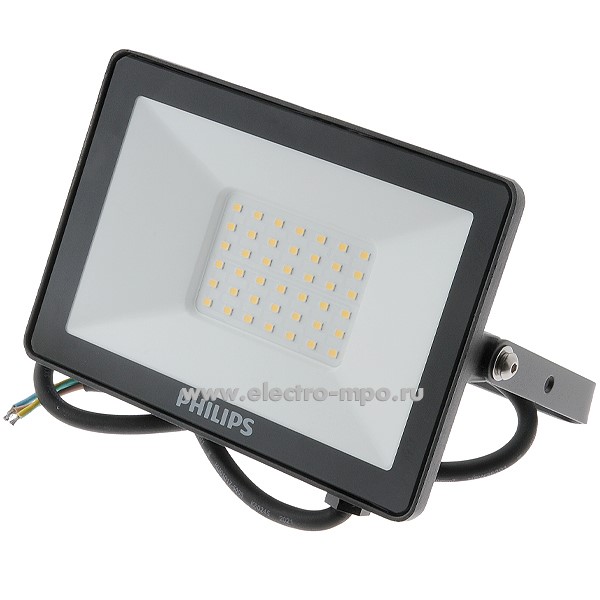 С0553. Прожектор 58899 BVP150 LED27/NW 220В 30Вт 2700Лм 4000К светодиодный IP65 (PHILIPS)